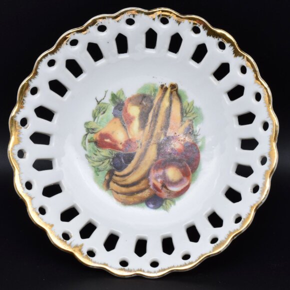 Vintage GC Fine China S1574, Pedestal Bowl with Cutouts, Fruit, Japan - Picture 2 of 7